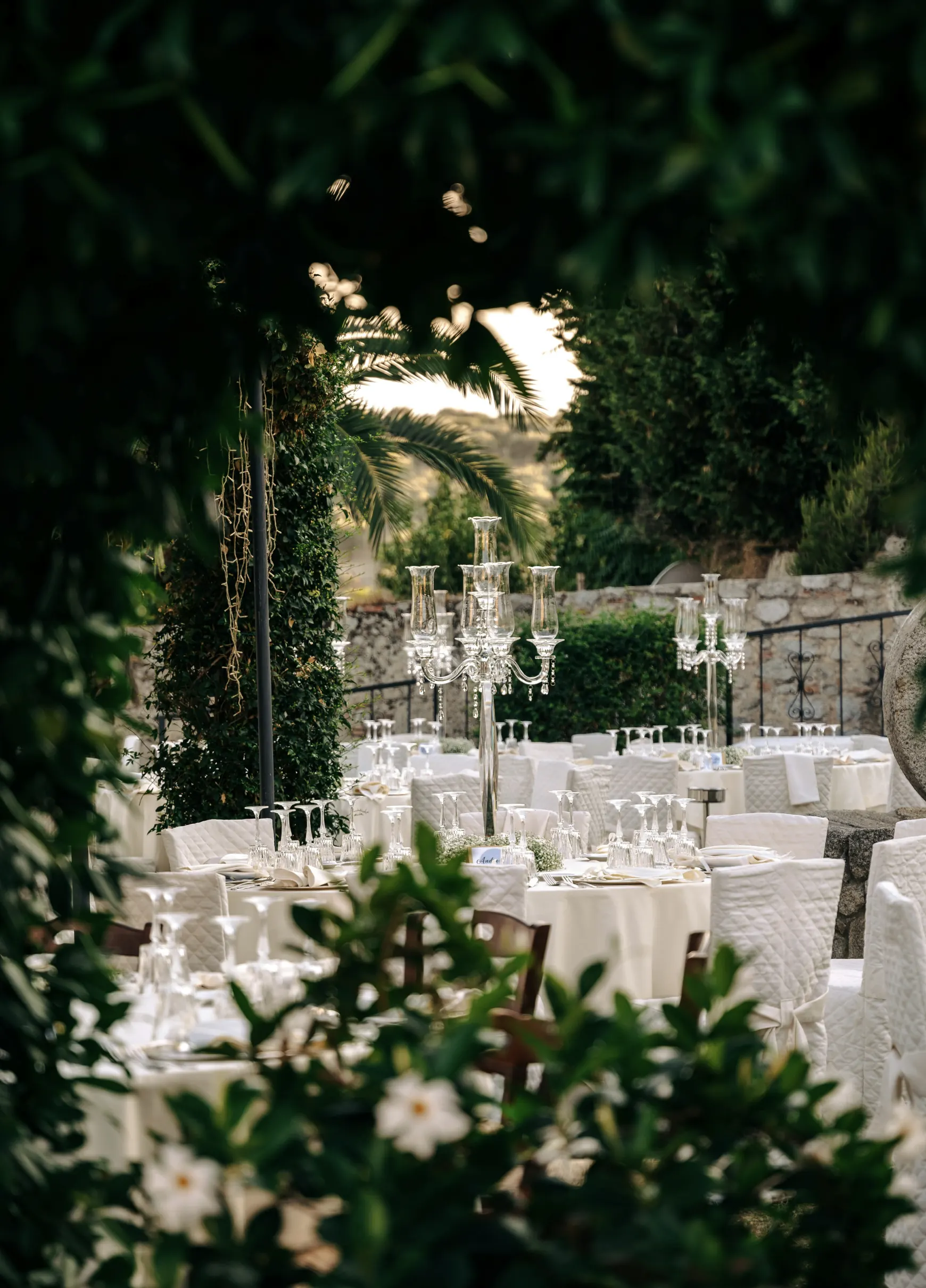 The Quinta da Luz do Tejo with tables laid for the celebration